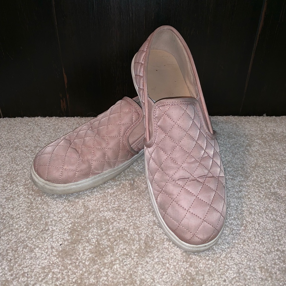 Quilted Pink Flats